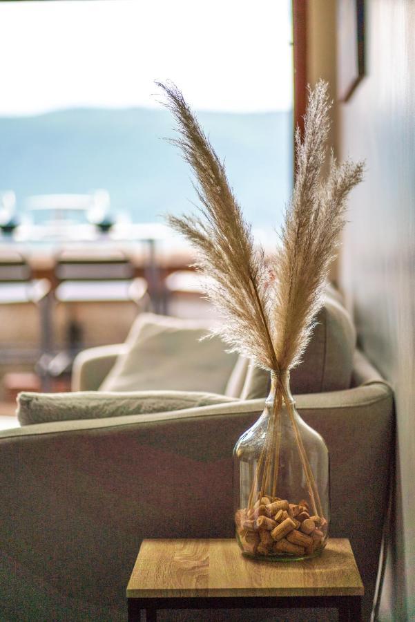 Cabana & Sunset - Terrasse , Parking & Lac Вейрье-дю-Лак Экстерьер фото